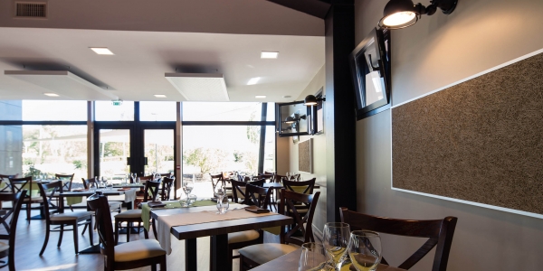 Traitement acoustique restaurant, insonorisation Bistrot Grands Bassins  (Havre) - DECIBEL FRANCE